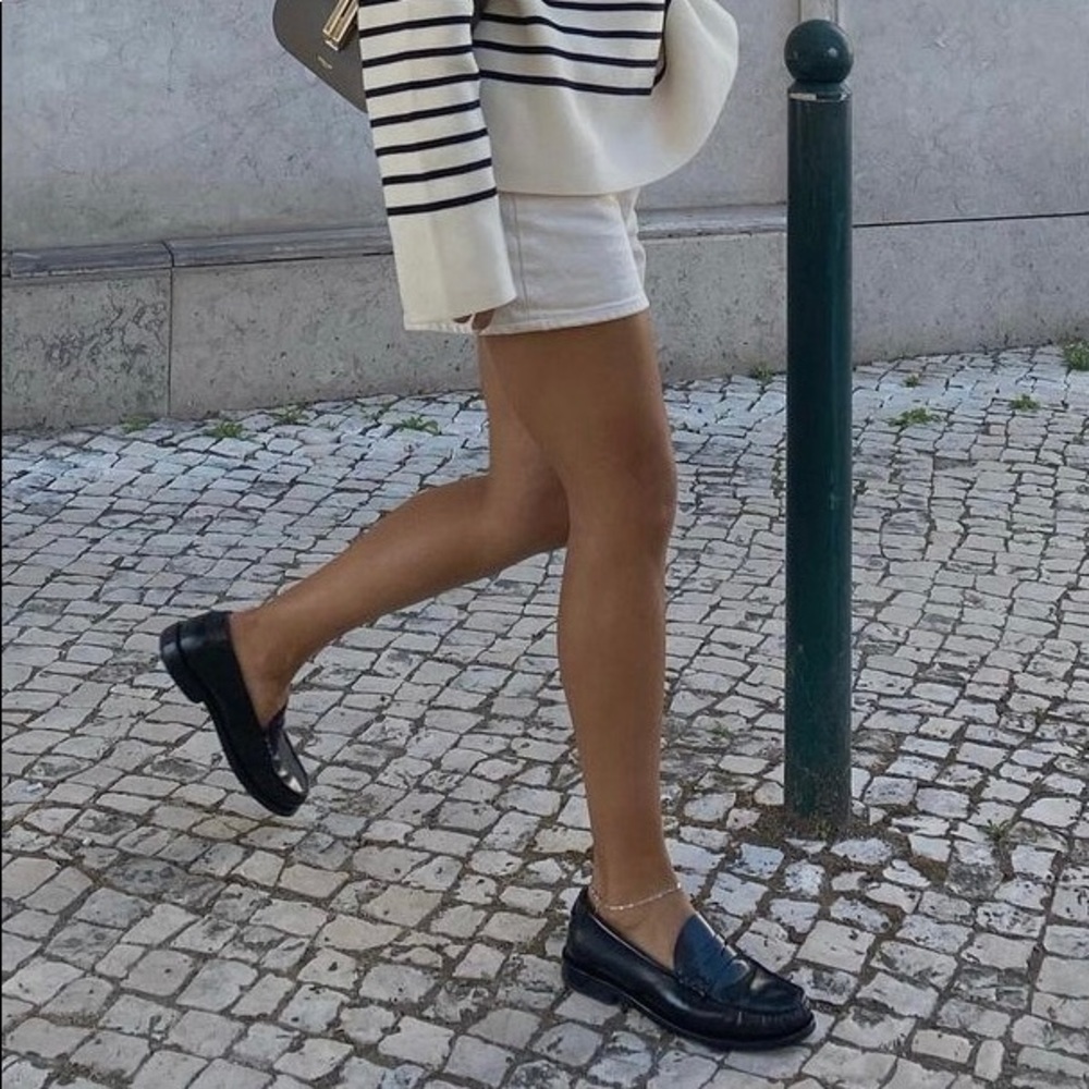 Beautiful Tod’s square toe loafers